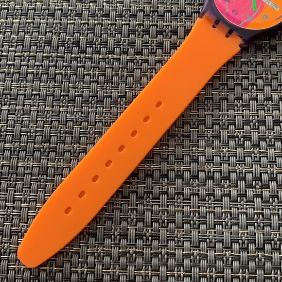 Swatch Watch - GV700 - FLUO SEAL - Picture 4 of 9